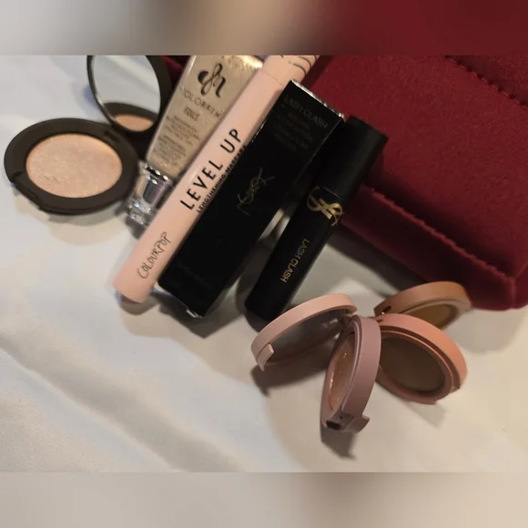 Eye Love Makeup Bundle - Picture 3 of 4